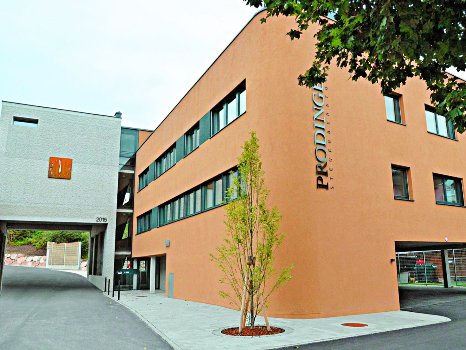 Eigentumswohnhaus Söllner mit Geschäftseinheiten in Saalfelden